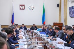 Социально-экономическое развитие Дагестана обсудили на совещании с участием Александра Новака