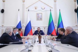 Сергей Меликов встретился с представителями творческой интеллигенции Дагестана