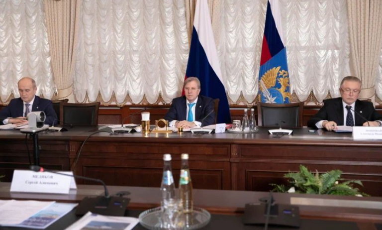 Сегодня прошла очень конструктивная встреча с министром транспорта Российской Федерации Виталием Геннадьевичем Савельевым