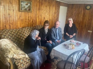 Депутат Асият Алиева посетила ветеранов труда Дербентского района
