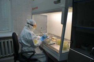 В России снизился уровень коллективного иммунитета к коронавирусу до 43,7%