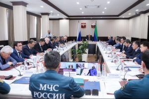 Сергей Меликов провел заседание Комиссии при Главе РД по предупреждению и ликвидации ЧС и обеспечению пожарной безопасности