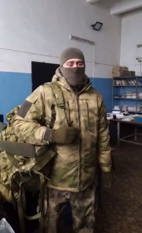 Немало добровольцев и среди жителей города Кизилюрта. Один из них Мурид Бадалов