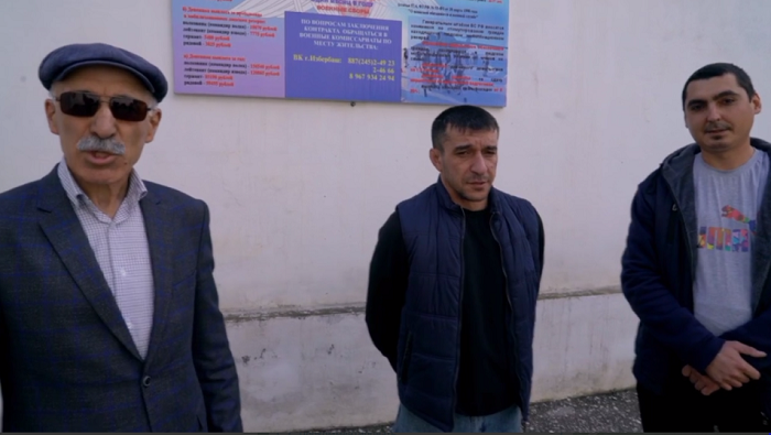 Еще двое добровольцев пополнят ряды мобилизованных в вооруженные силы России из Каякентского района