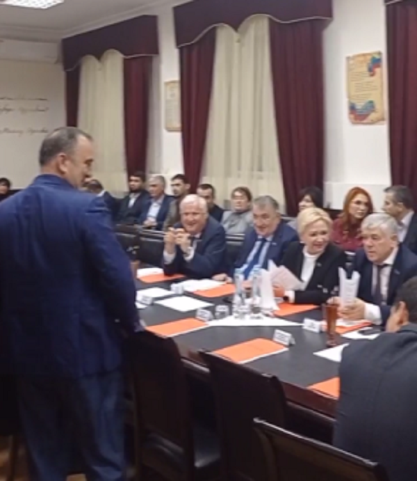 Скоро начнётся обсуждение проекта закона Республики Дагестан по поправкам к Конституции региона