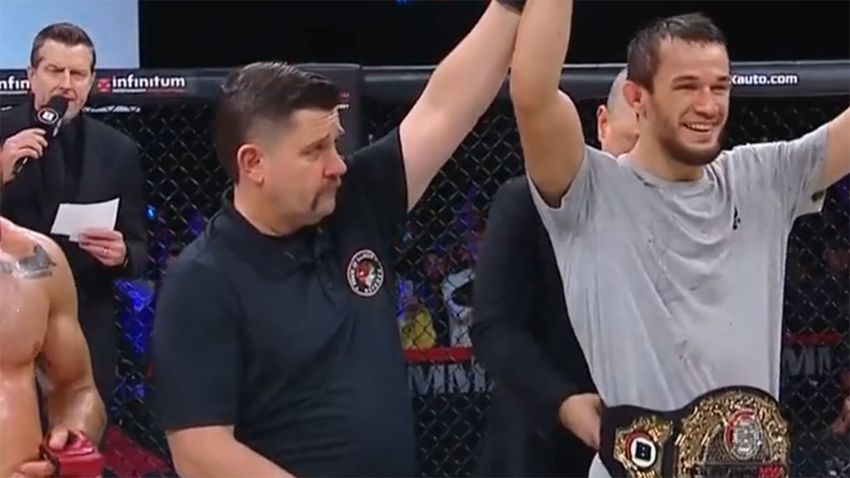 Усман Нурмагомедов стал новым чемпионом Bellator в легком весе