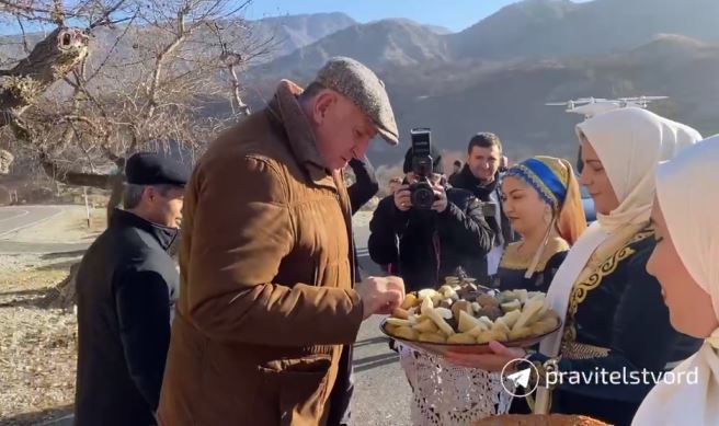 Абдулмуслим Абдулмуслимов прибыл в Ботлихский район с рабочим визитом