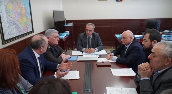 Четыре несанкционированные свалки рекультивируют в Дагестане