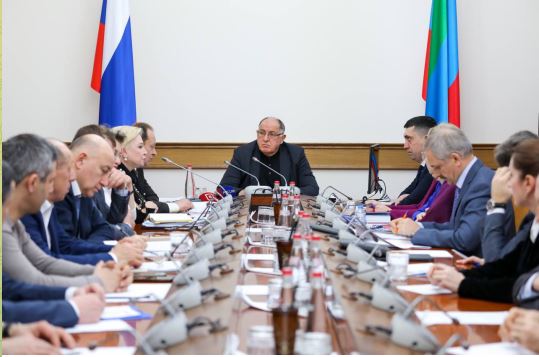 Более 200 млн рублей выделено на закупку учебников на родных языках в Дагестане