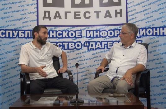 На площадке информагентства РИА Дагестан прошла пресс-конференция с Шахсыном Маллалиевым – ОТЦОМ ребенка, который столкнулся с опасной инфекцией- ПОЛИОМИЕЛИТОМ