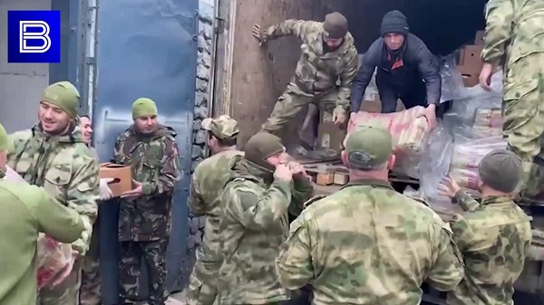 Росгвардейцев в зоне СВО поздравили с профессиональным праздником подарками и письмами дагестанских школьников и студентов
