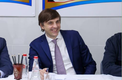 Сергей Кравцов поблагодарил Сергея Меликова за оперативное решение возникающих вопросов в сфере капитального ремонта и строительства образовательных организаций