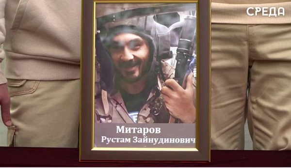 Открытие мемориальной доски в память о погибшем участнике СВО Рустаме Митарове состоялось в школе № 1 г. Каспийска - Телеканал SREDA