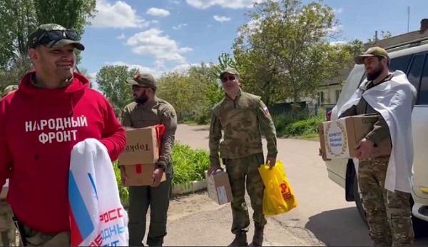Гуманитарную помощь для жителей Херсонской области доставили дагестанские активисты