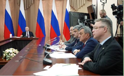 Высоких боевых наград за проявленное мужество в рамках СВО уже удостоены представители более сотни национальностей России, заявил Владимир Путин