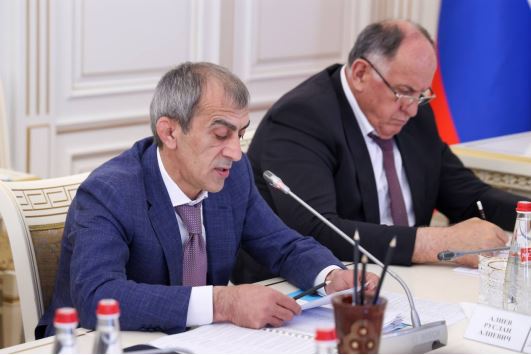 Повышение собираемости налогов необходимо начать с самих чиновников