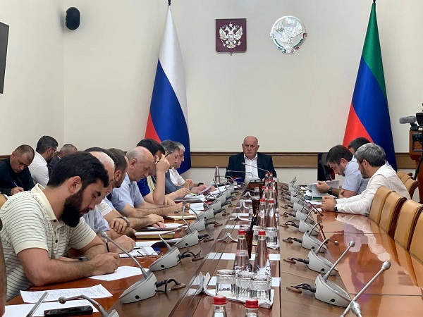Руководителю Минприроды поручено проконтролировать строительство мусоросортировочных комплексов с выездом в муниципалитеты