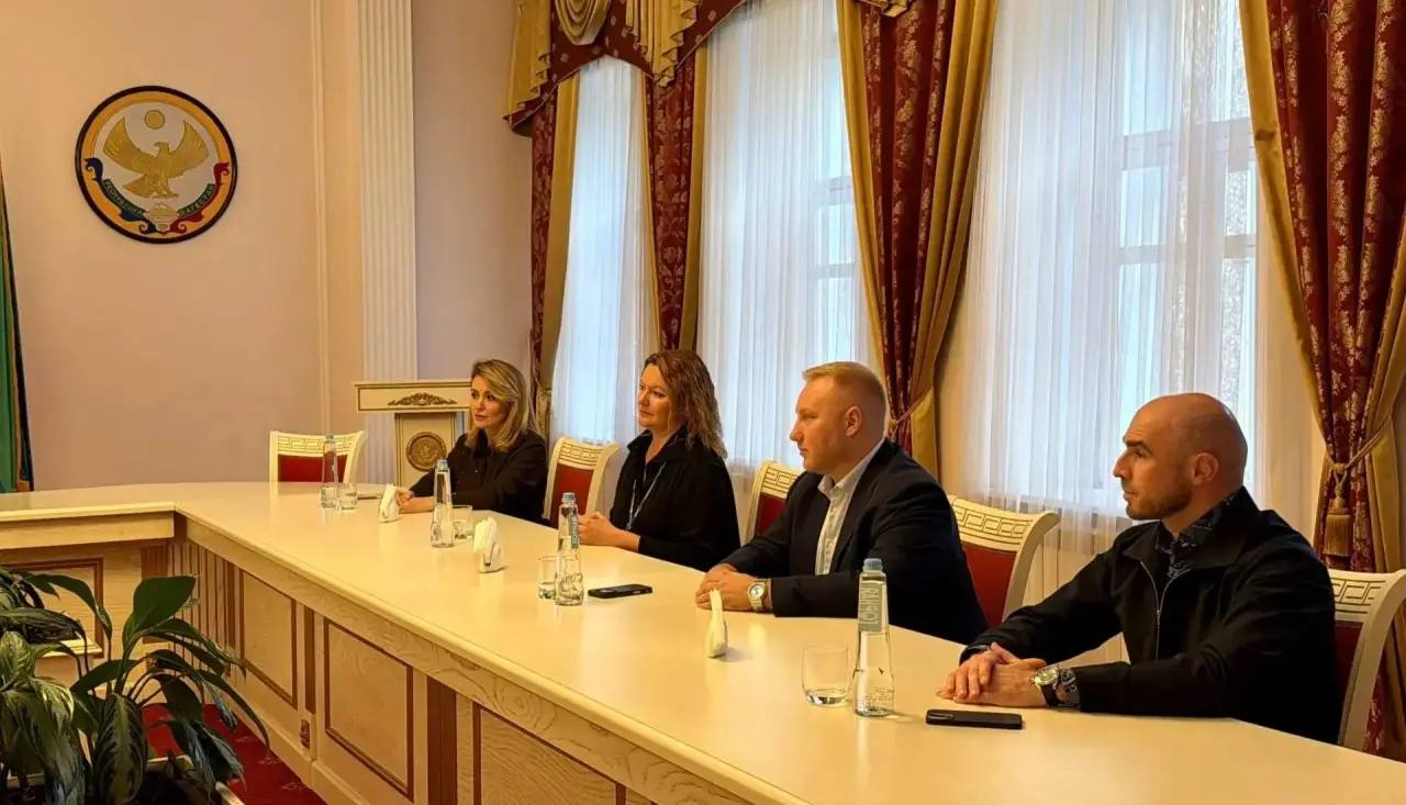 «В трудный момент рядом с Дагестаном»: представители «Яндекса» и «Магнита» получили благодарности за помощь пострадавшим от паводков