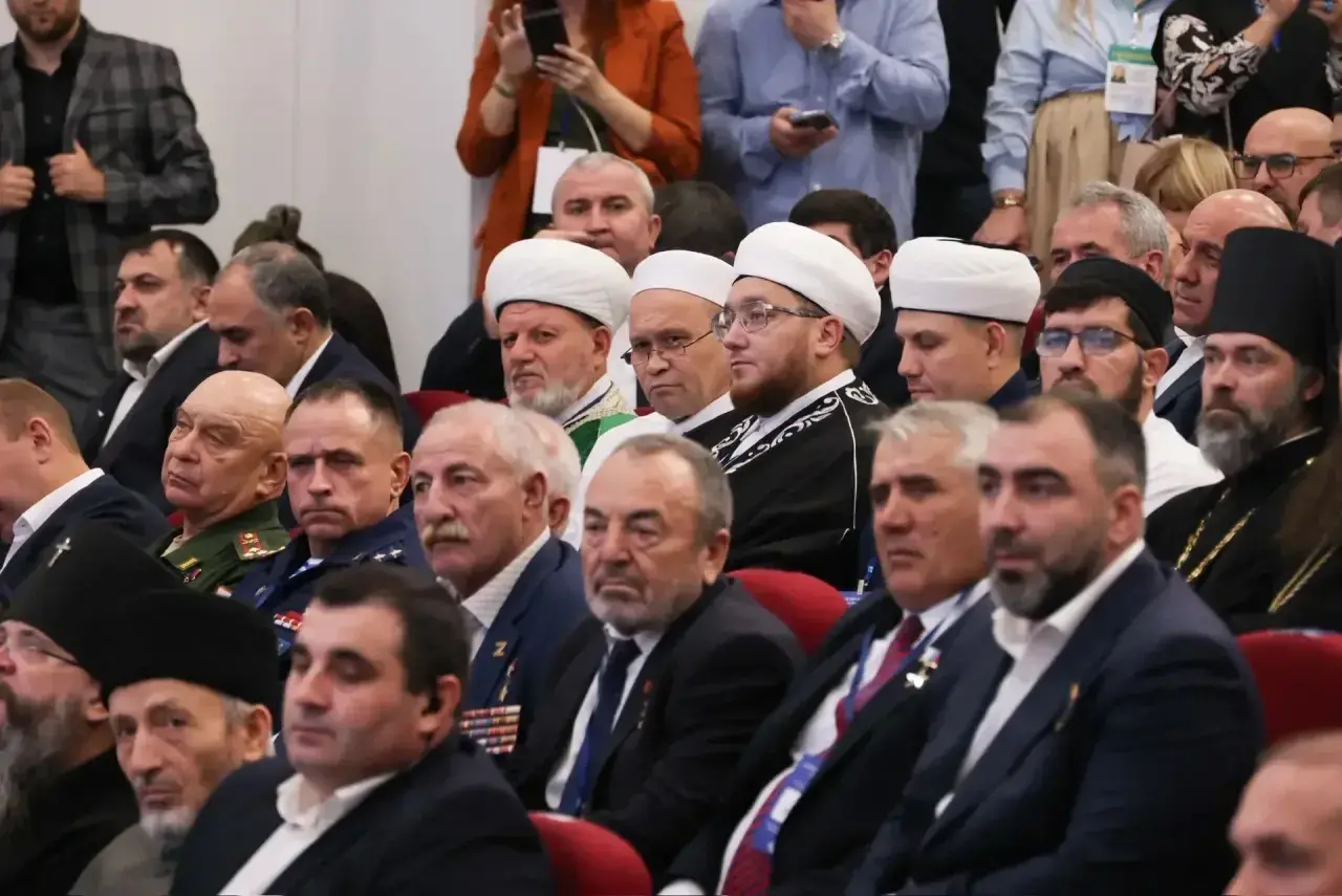 «В этом и заключается могущество России»: в Дагестане обсудили единство народов страны