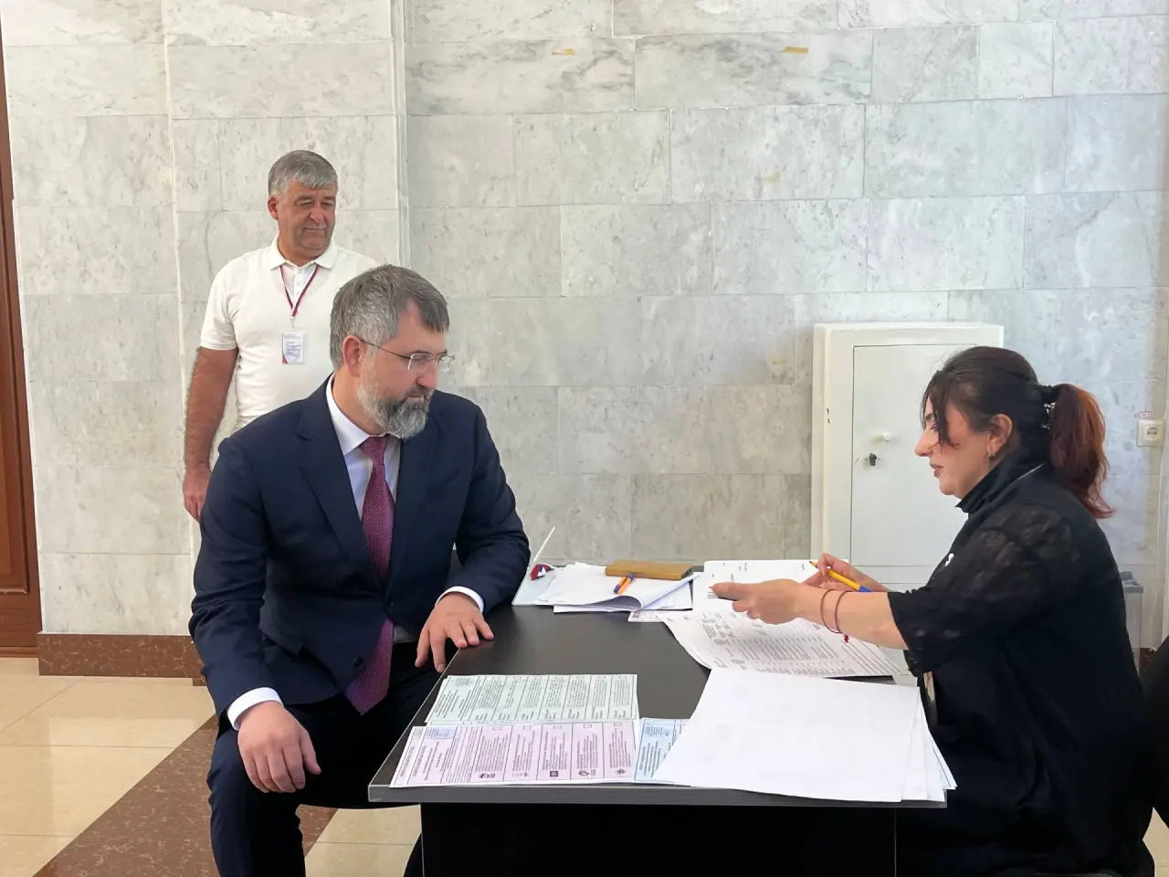 Магомед Рамазанов проголосовал в первый день парламентских выборов в Дагестане