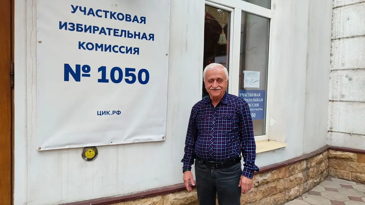 В Дагестанском театре кукол работает избирательный участок №1050