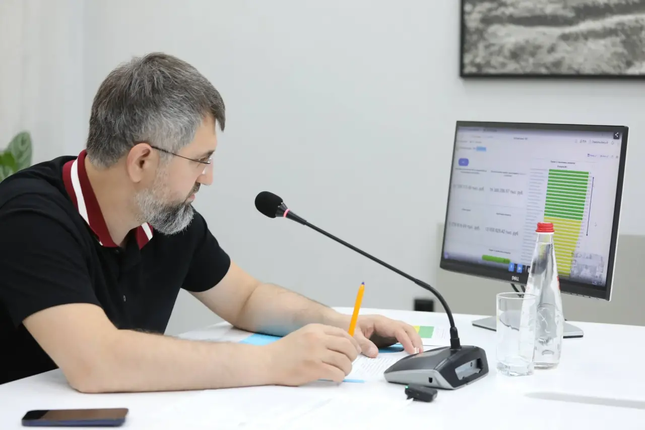 Магомед Рамазанов поручил еженедельно мониторить финансово-экономические показатели Дагестана