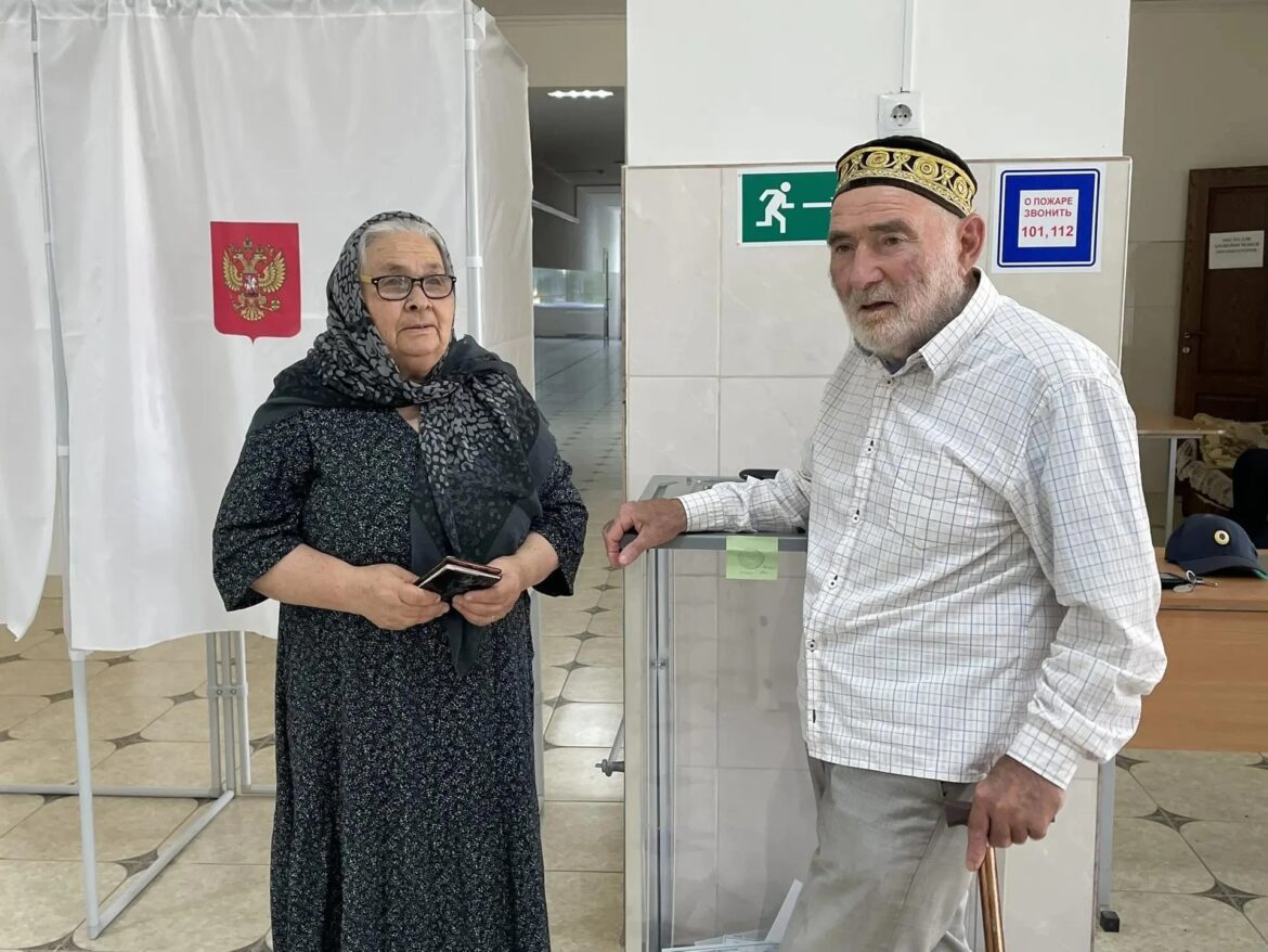 В Дагестане открылись 1 725 избирательных участков: голосование продлится три дня