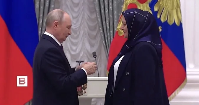 Двум учителям из Дагестана присвоили звание «Заслуженный учитель России»