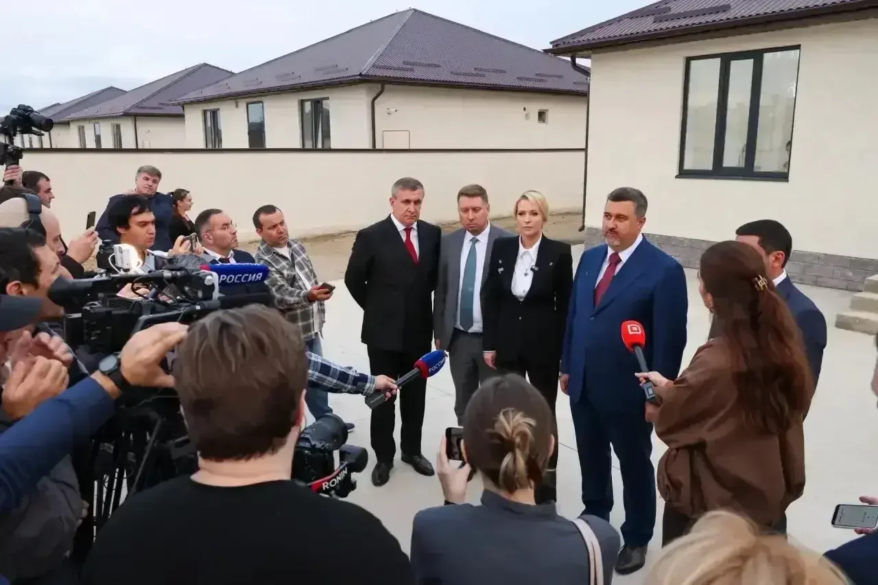 Пострадавшие от паводка жители Мамедкалы получили новые дома