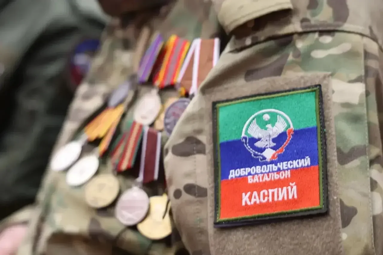 Фёдор Щукин поздравил батальон «Каспий» с третьей годовщиной со дня создания