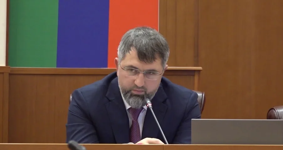 Магомед Рамазанов поручил проработать вопрос завершения строительства центра «Жизнь без слёз»