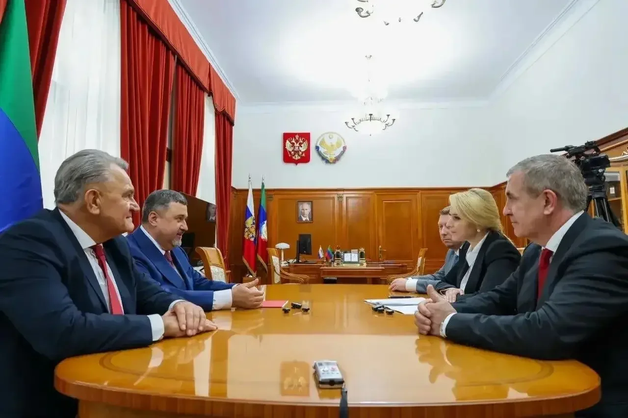 Яна Лантратова обсудила с Фёдором Щукиным обращения жителей Дагестана