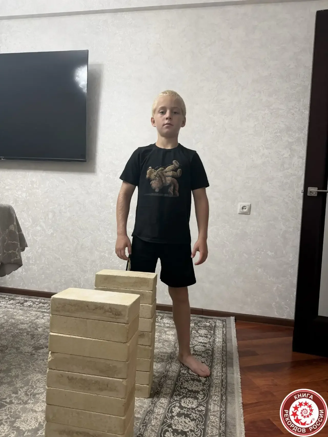 11-летний Ратмир Гончар из Махачкалы установил шестой рекорд России