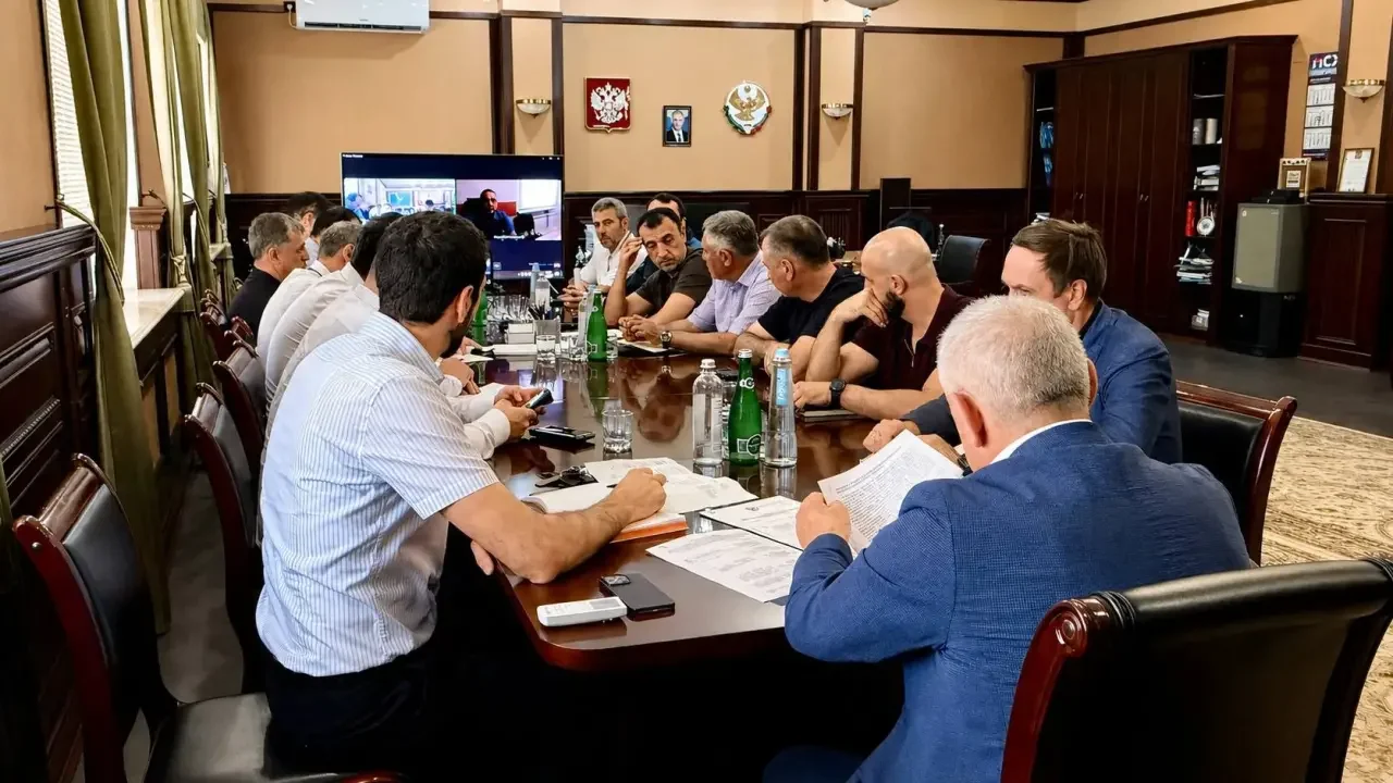 Новая ВПП аэропорта Махачкалы готовится к вводу в эксплуатацию во втором полугодии 2026 года