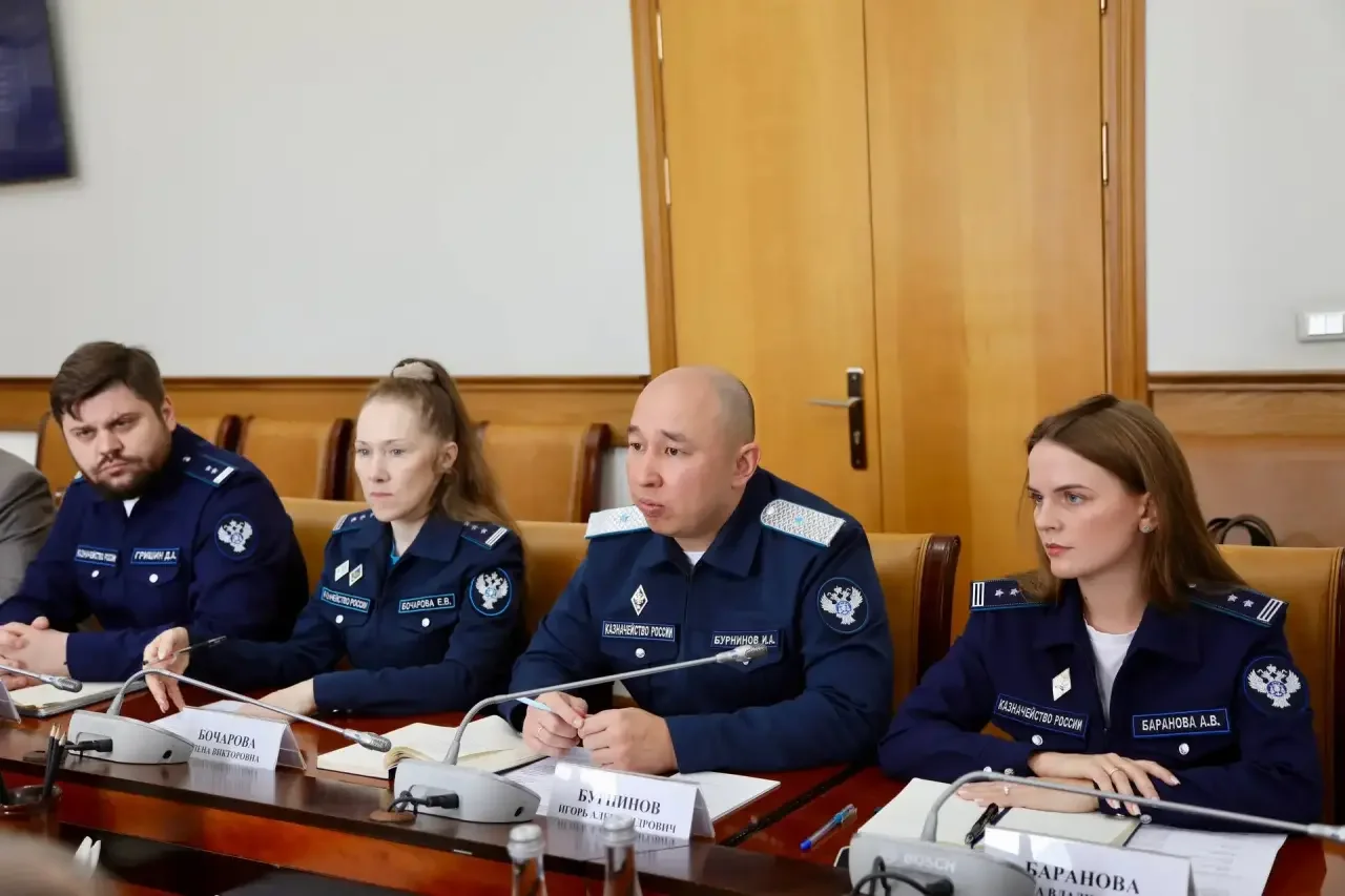 В Правительстве Дагестана обсудили проведение проверки исполнения республиканского бюджета