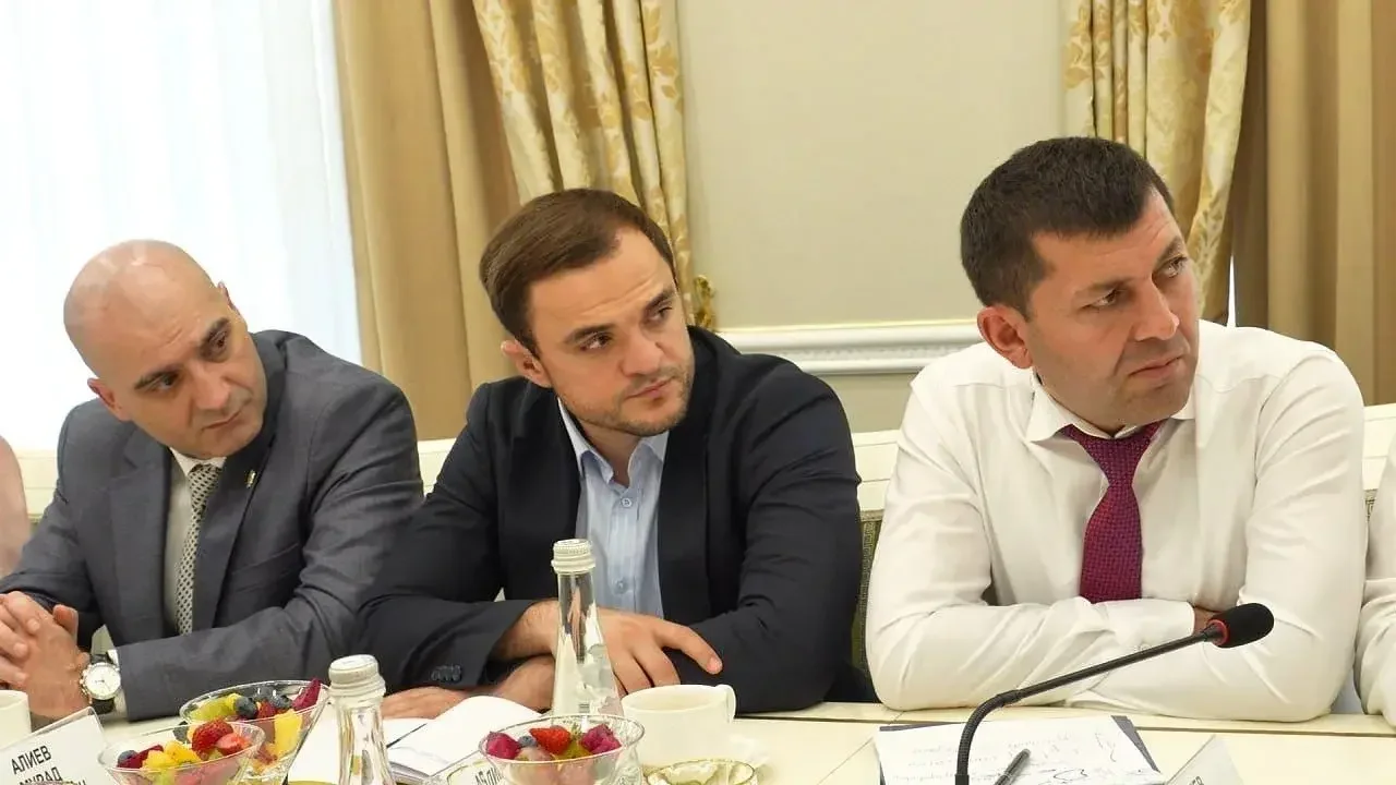Власти Махачкалы усиливают работу по созданию доступной городской среды