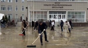 В Махачкале благоустраивают территории после паводка