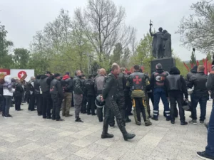 Махачкала встретила колонну «Ночных Волков»