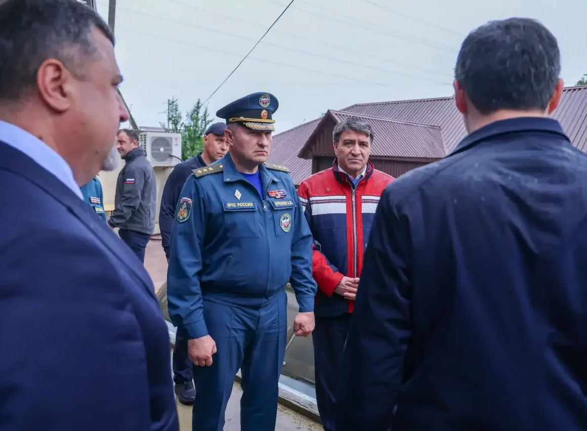 В Махачкале продолжают устранять последствия обрушения дома после ливней