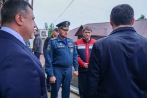 В Махачкале продолжают устранять последствия обрушения дома после ливней