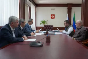 Заур Эминов: «Права жителей микрорайона должны быть полностью защищены»