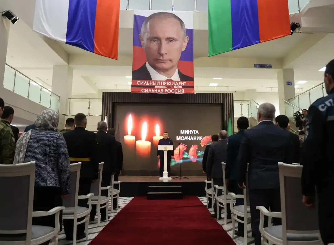 На церемонии вручения госнаград в Дагестане почтили память павших героев