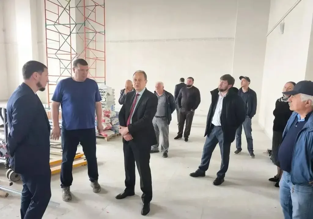 Строительство двух новых школ в Махачкале вышло на завершающий этап