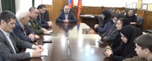 Махач Абдулмуслимов встретился с семьями погибших бойцов СВО