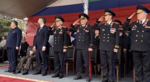 Парад Победы прошёл на центральной площади Каспийска