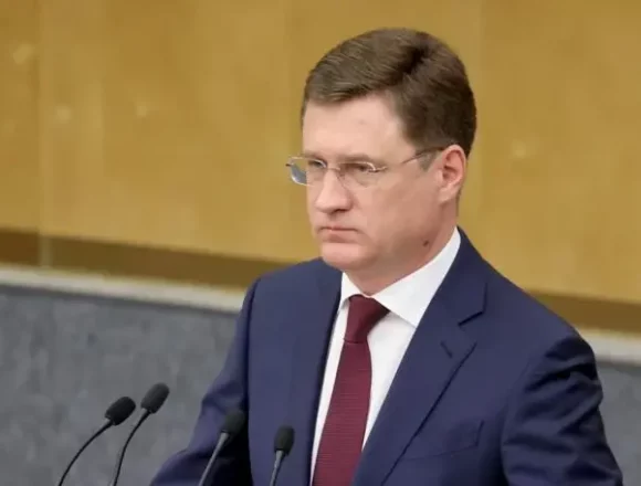 Вице-премьер Александр Новак сообщил о достаточных запасах топлива в России