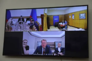 В Правительстве Дагестана рассмотрели вопросы модернизации и поддержки промышленных предприятий