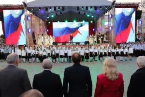 Концерт «Гостеприимный Дагестан» объединил тысячи людей в День России
