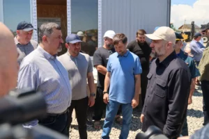 В Мамедкале продолжается строительство нового жилья для семей, пострадавших от паводков