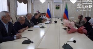 В Хасавюрте почтили память героя СВО Имамшаита Мантаева